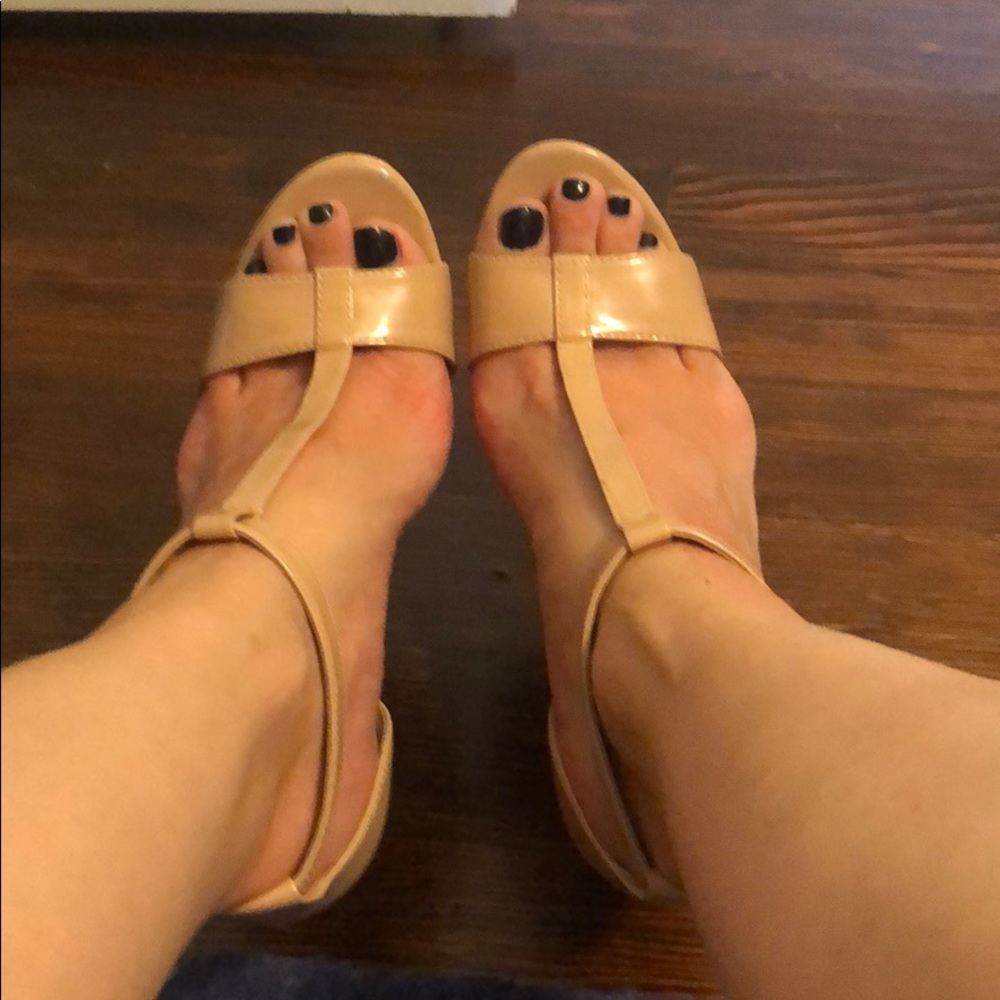 Steve Madden platform neutral sandal
